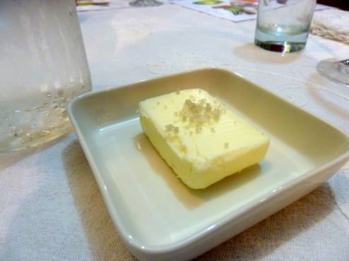 P1210625.JPG Beginning with yellow butter and grey salt