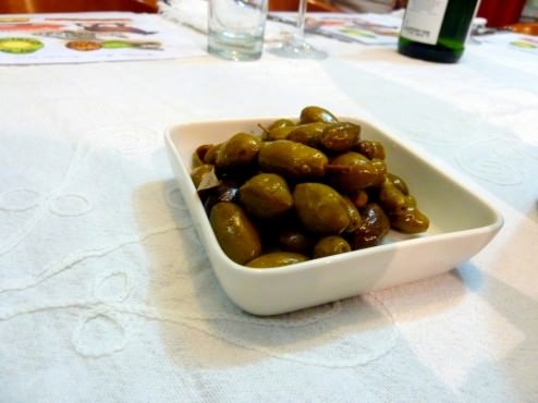 P1210626.JPG Green Olives