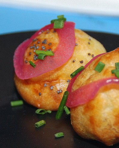 Amuse Bouche: Mini Puff Pastries with mushrooms and Dana Blue cream, pickled onion