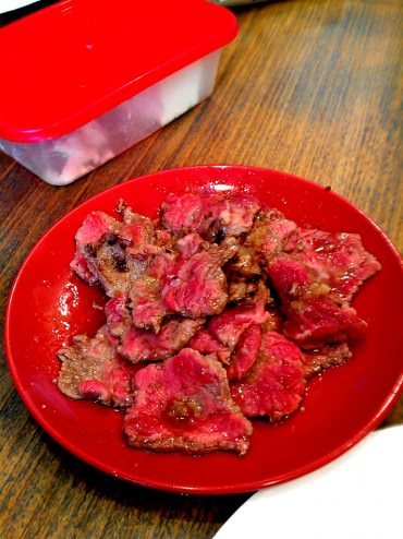 From the meat leftovers, the next day I made "steak a la minute". Sliced thinly and seared on high heat only one wide with olive oil and garlic. Very satisfying.