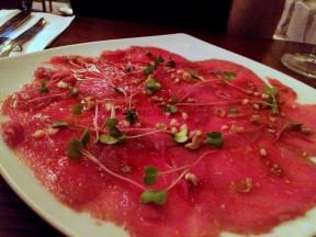 Asian carpaccio with rice vinegar, soy sauce, sesame oil, ginger, radish sprouts and wasabi crunch (36 NIS).