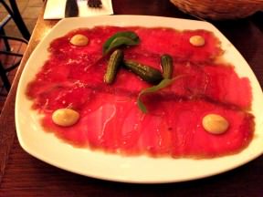 Preserved Sirlion, beetroot leaves, cherry tomatoes confiture cornichons and mustard (42 NIS).