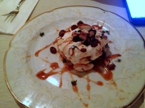 Kadaif A La Jaffa, almonds, raisins, vanilla, thyme and delicious cream (37 NIS)